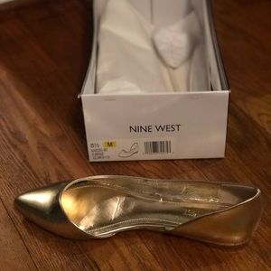 Nine West Women’s Gold Flats- size 8.5 brand new